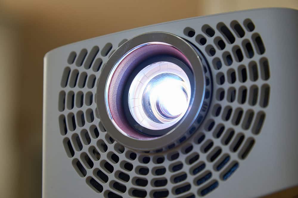 Best Projector For Artists: Comparison & Review Of The Top Brands