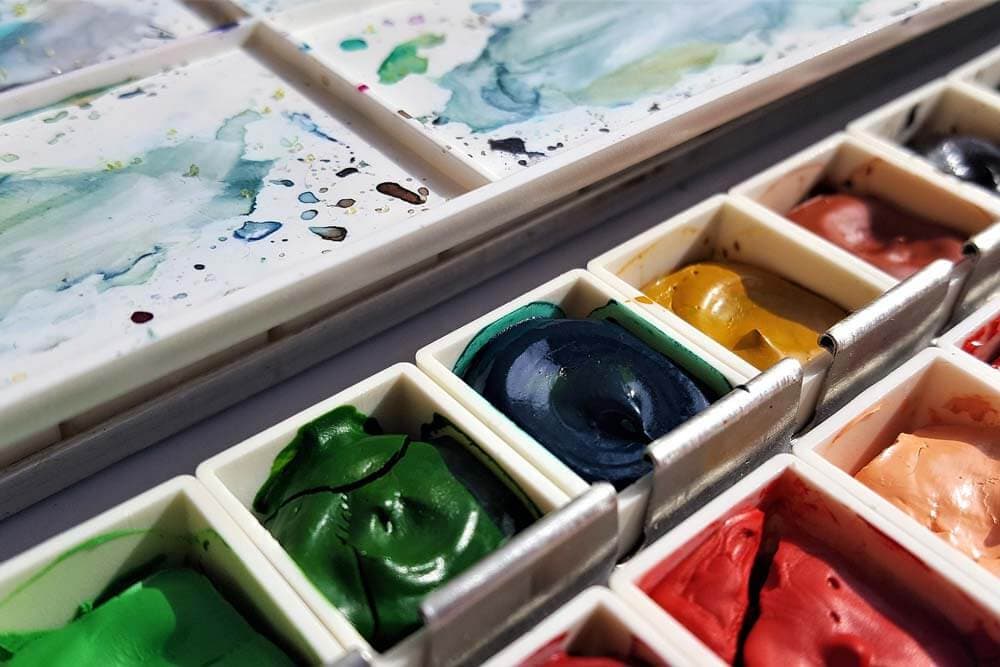 13 Best Watercolor Paints For Professional Artists And Students