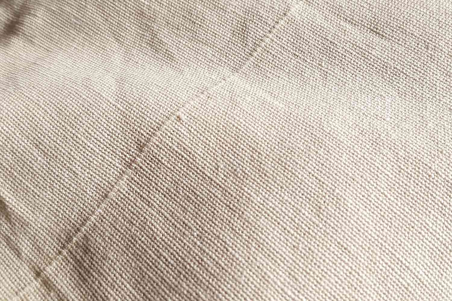 Types of Canvas Forms and Fabrics For Painting (And What's Best)